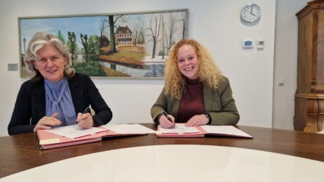 ondertekening bij COC Midden-Nederland